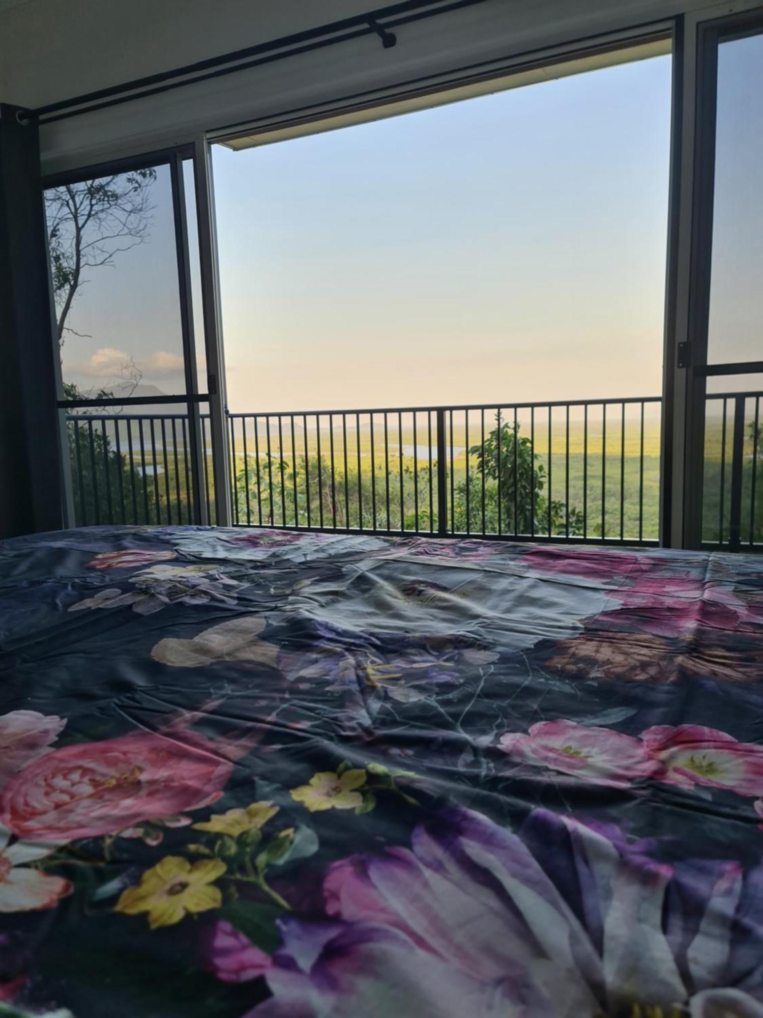카드웰 Vista Hinchinbrook 아파트 호텔 외부 사진